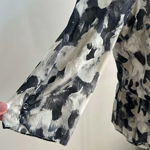 Classiques Entier Womens Silk Semi Sheer Lightweight Feminine Chic‎ Blouse M - Picture 5 of 9